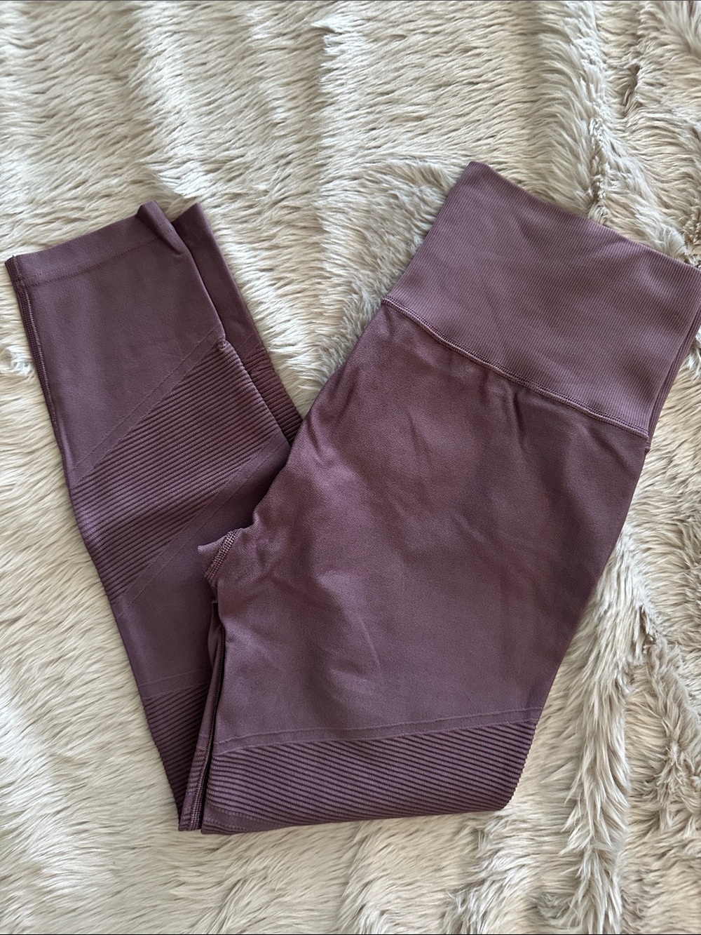Athleta Aurora Rib 7/8 Tight